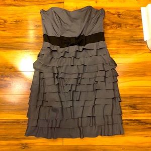 EUC H&M gray & black strapless dress